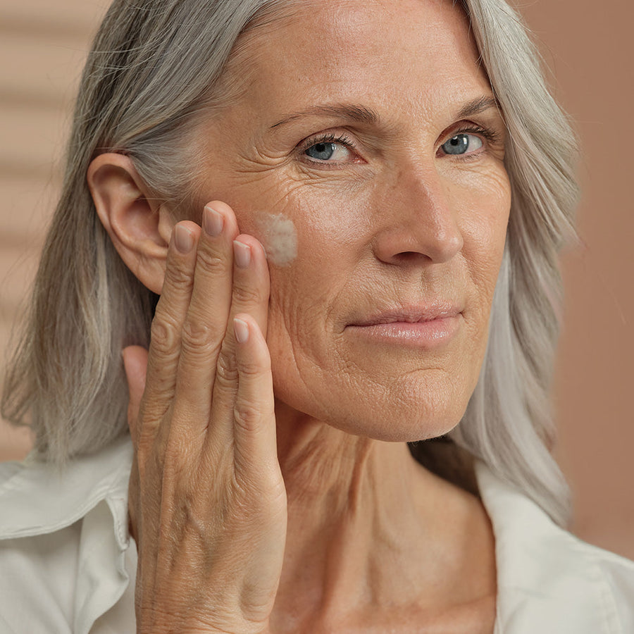 7 redenen waarom het nieuwe Serum met retinol en bakuchiol well-aging-verzorgingsroutine zal veranderen