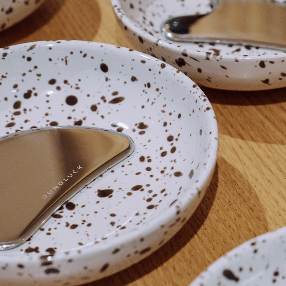 Lezione di yoga facciale