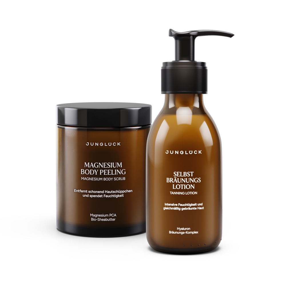 Das Peel Tan Kombi Set von JUNGLÜCK enthält ein Magnesium Body Peeling in einem dunklen Glasbehälter und eine